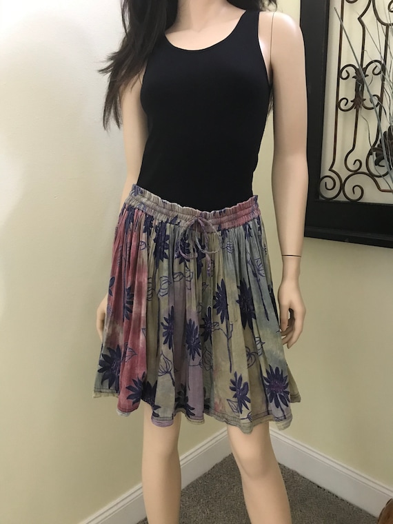 Vintage India Tie Dye Thin Cotton Gauze Skirt by Venus Love~Hand Painted Batik Florals~1970s Gypsy Indian Hippie Festival Clothing~One Size