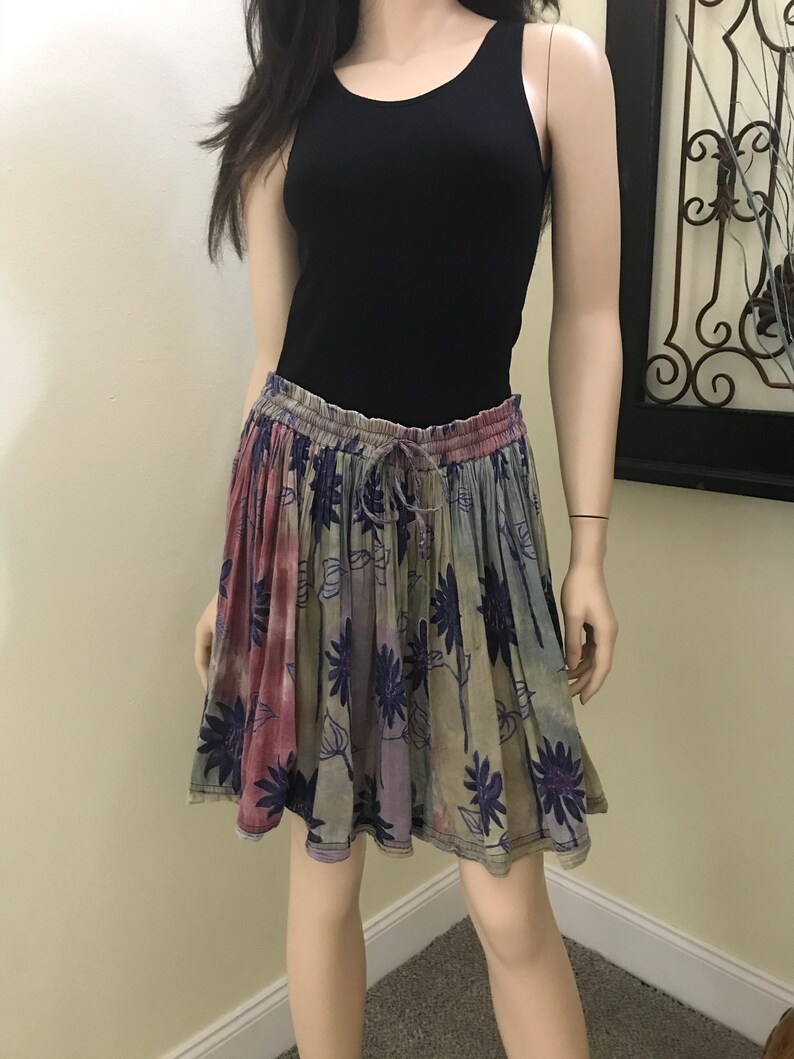 Vintage India Tie Dye Thin Cotton Gauze Skirt by Venus Love~Hand Painted Batik Florals~1970s Gypsy Indian Hippie Festival Clothing~One Size