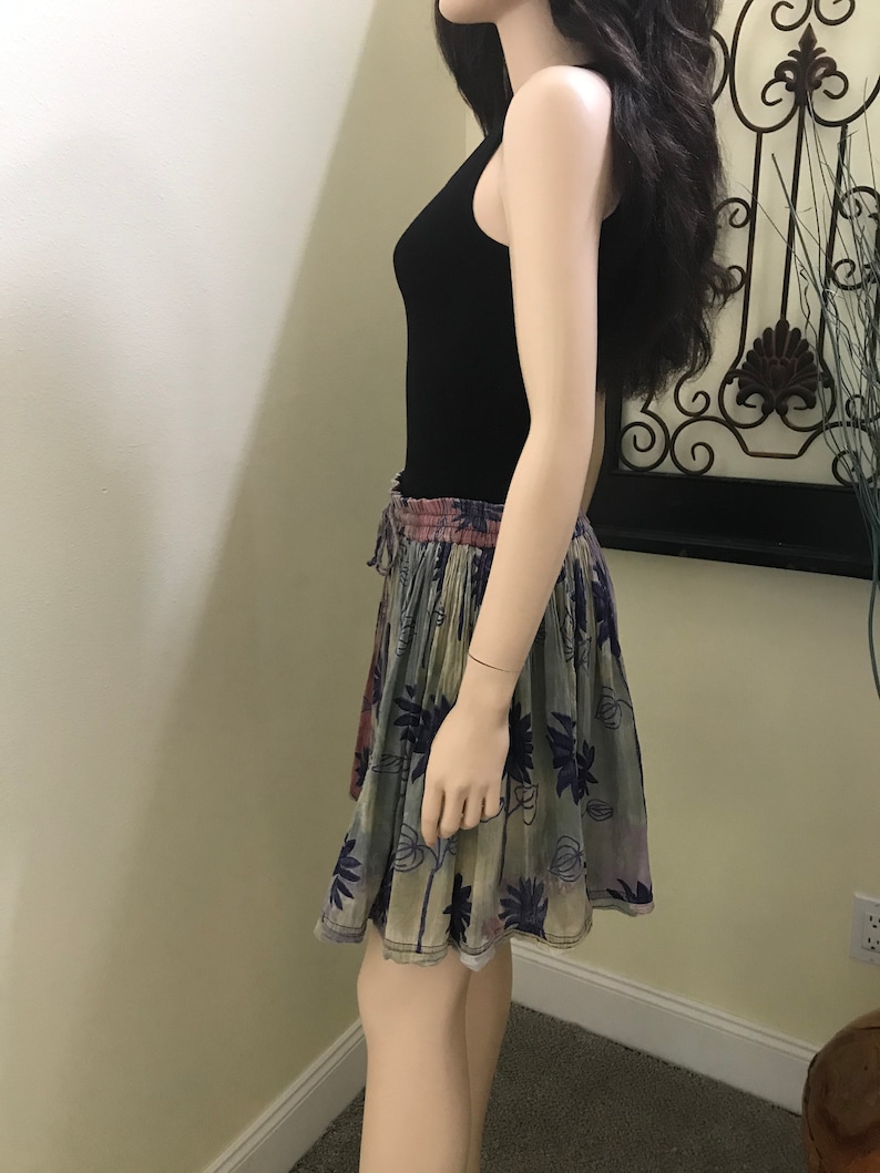 Vintage India Tie Dye Thin Cotton Gauze Skirt by Venus Love~Hand Painted Batik Florals~1970s Gypsy Indian Hippie Festival Clothing~One Size