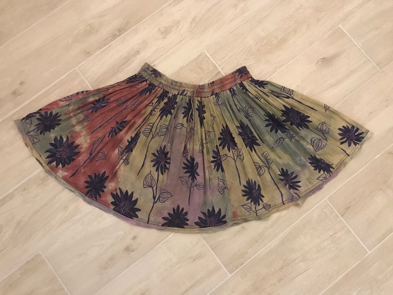 Vintage India Tie Dye Thin Cotton Gauze Skirt by Venus Love~Hand Painted Batik Florals~1970s Gypsy Indian Hippie Festival Clothing~One Size