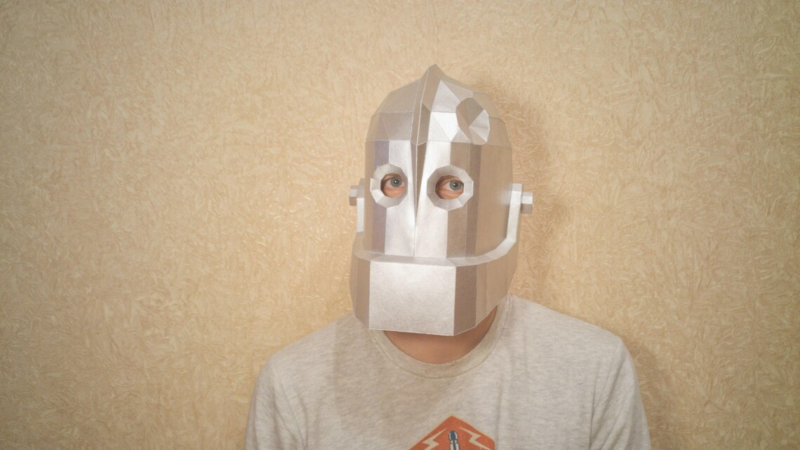 PAPERCRAFT Iron Giant helmet PDFfile for print instruction Etsy