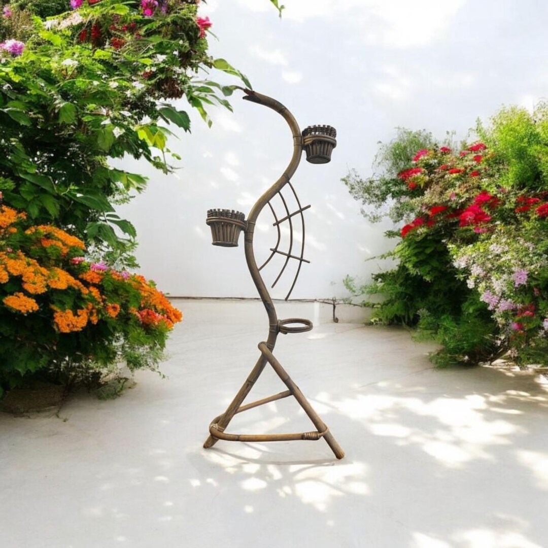 Vintage Rattan Plant Stand / Snake Plant Rack - Etsy