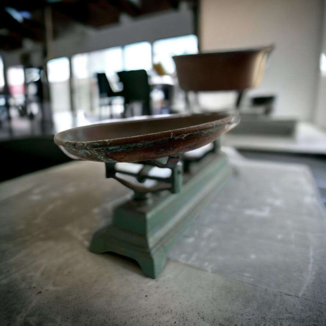 Vintage Green Cast Iron Scale Etsy