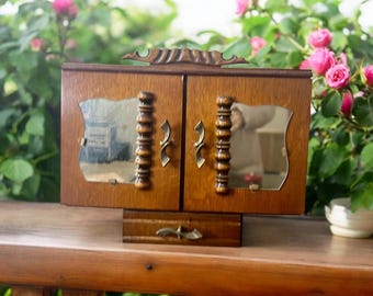 ヴィンテージチェスト / 収納キャビネット / 玄関キャビネット - Etsy 日本