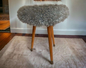 Vintage fluffy krukje / tabouret / poef