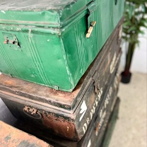Vintage industrial chest / suitcase / valise image 5