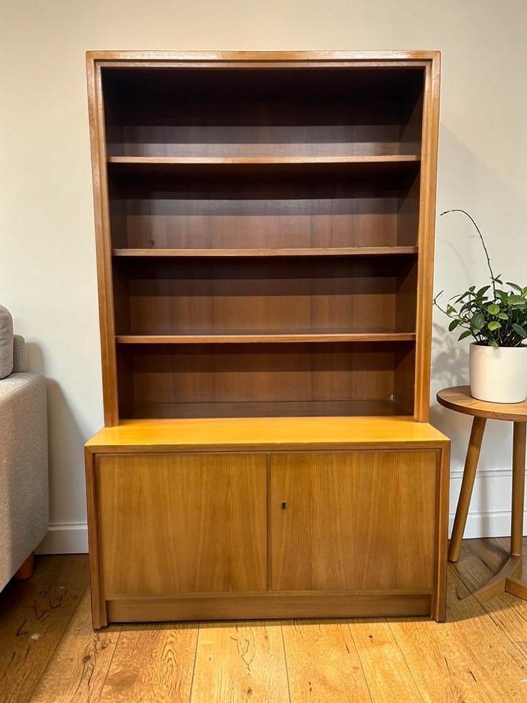 Vintage Wooden Bookcase / Display Case / Bookcase - Etsy