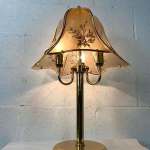 Vintage &#39;gold&#39; table lamp / Hollywood regency lighting