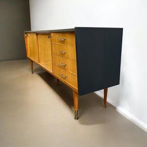 Vintage sideboard / buffet cabinet / chest of drawers