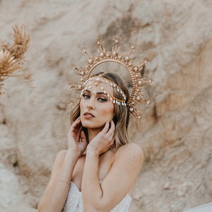 Gold halo crown, Dandelion flower crown, Flower crown, Gold crown, Wedding headpiece, Bridal crown, Burning man, Festival headband image 4