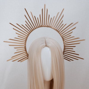 Gold halo crown, Halo crown, Halo headband, Wedding crown, Bridal headpiece, Wedding hair accessories, Gold crown, Bridal crown