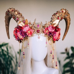 Capricorn Zodiac Sign, Birthday headband, Birthday crown, Capricorn crown, Red flower crown, Carnival costume, Carnival crown, Mardi Gras