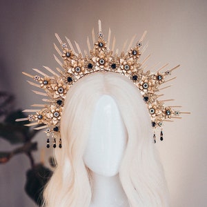 Gold Halo Crown, Halo Headpiece, Festival crown, Festival headpiece, Black Halo, Wedding Crown, Halo crown, Boho Wedding, Halo Headband