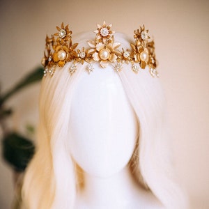 Elf crown, Moon Child Crown, Celestial, Gold Tiara, Butterfly Headpiece, Fairy Crown, Halo, Festival Tiara, Wedding Crown, Boho bride