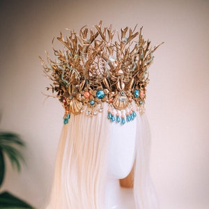 Royal Mermaid Crown, Gold Coral Crown, Shell Crown, Ocean Tiara, Sea Goddess Headpiece, Fantasy Mermaid Tiara, Handmade Sea Crown, Ariel
