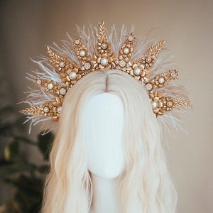 Beige Halo Crown, Halo Headpiece, Festival crown, Festival headpiece, Summer Outfit, Wedding Crown, Halo crown, Boho Wedding, Halo Headband