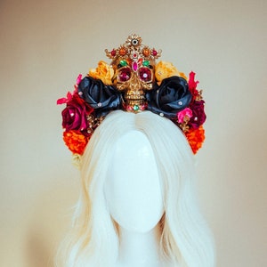 Couronne dorée tête de mort, Jour des morts, casque Dia de los Muertos, diadème La Catrina, couronne de fleurs tête de mort en sucre, Halloween, festival, carnaval