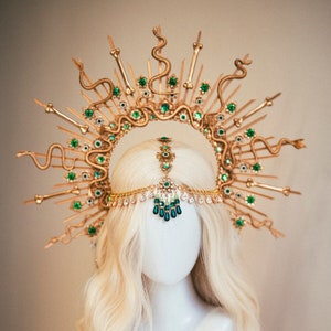 Medusa Crown, Halloween, Halo, Halo Crown, Halo Headpiece, Halo Headband, Halo Headlights, Gold Halo, Headpiece, Skulls, Spooky Halo, Snake