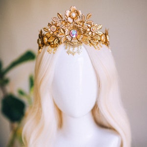 Elf crown, Sun Crown, Celestial, Gold Tiara, Sun Shine Headpiece, Fairy Crown, Halo, Festival Tiara, Wedding Crown,Boho bride,Festival Bride