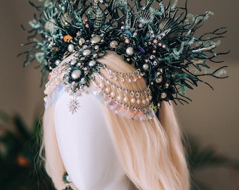 Mermaid Halo Crown: Iridescent Pearls, Sea Goddess Headpiece