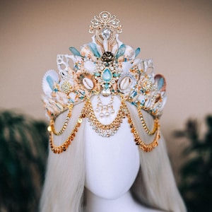 Ocean Goddess Crown, Mermaid Tiara, Seashell Headpiece, Pearl Bridal Crown, Boho Beach Wedding, Underwater Queen, Nautical Festival Tiara