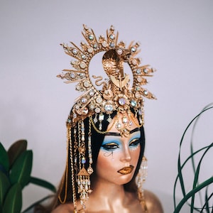 Couronne Halo Cléopâtre, Coiffe Halo égyptienne, Couronne de cobra en or, Accessoires de festival, Couronne de carnaval, Couronne de Mardi Gras, Costume d&#39;Halloween