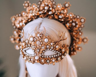 Golden Pearl Floral Masquerade Mask Deer Antler Elegant Carnival Costume Headpiece