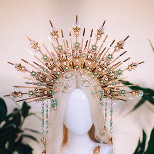 Mermaid Halo Crown, Halloween costume, Mermaid Crown, Halo Headband, Gold Crown, Tiara, Gold Halo, Shell Headpiece, Festival Crown, Ariel