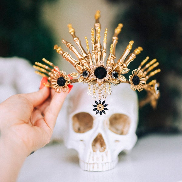 Halloween costume, Halloween headband, Halloween headpiece, Day of the Dead, La Catrina crown, Sugar skull, Skull crown, Gold flower crown