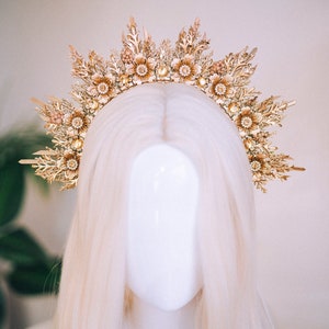 Gold Halo Crown, Halo Headpiece, Festival crown, Festival headpiece, Beige Halo, Wedding Crown, Halo crown, Boho Wedding, Halo Headband