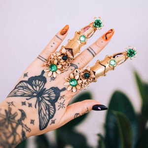 Green Ring 1 piece, Finger Claws, Nails Jewellery, Halloween, Filigree Jewellery, Zodiac Sign Capricorn, Photo props, Finger Jewelry