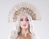 Gold Halo crown, Glitter Halo Headpiece, Festival crown, Festival headpiece, Met Gala Crown, Sunburst Crown, Gold Zip Tie Crown, Mary Crown