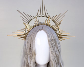 Gold halo crown, Halo crown, Halo headband, Wedding crown, Bridal headpiece, Wedding hair accessories, Gold crown, Bridal crown