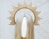 Gold Halo crown, Glitter Halo Headpiece, Festival crown, Festival headpiece, Met Gala Crown, Sunburst Crown, Gold Zip Tie Crown, Mary Crown