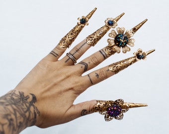 Gold Finger Jewellery 1 piece, Gold Bracelet, Nails Jewellery, Halloween, Filigree Jewellery, Sugar skull, Photoprops, Finger Claws