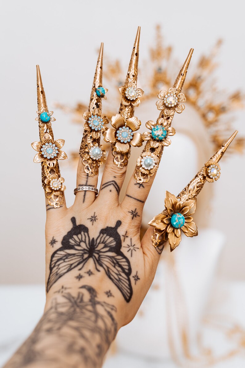 Blue Sky Finger Claw 1 pièce, Bracelet en or, Bijoux pour ongles, Halloween, Bijoux en filigrane, Doigts d'or, Crâne en sucre, Accessoires photo, Bague image 7