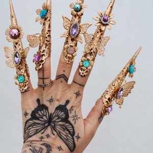 Lavender Finger Claw 1 piece, Gold Bracelet, Nails Jewellery, Halloween, Filigree Jewellery, Gold Fingers, Sugar skull, Photo props image 2