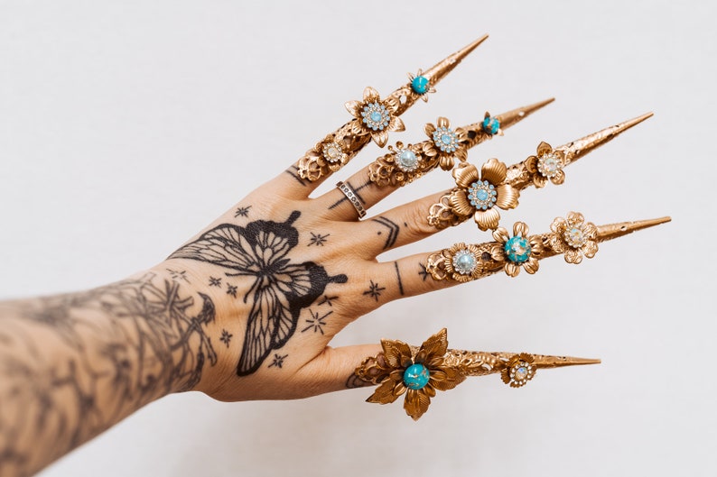 Blue Sky Finger Claw 1 pièce, Bracelet en or, Bijoux pour ongles, Halloween, Bijoux en filigrane, Doigts d'or, Crâne en sucre, Accessoires photo, Bague image 6