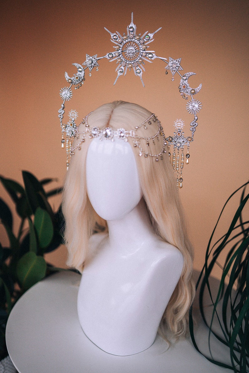 Gold sun crown, Moon crown, Halo Headpiece, Bridal Jewellery, Wedding hair accessories, Bridal headpiece, Wedding crown, Fairy crown image 6