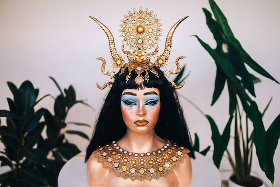 Buy Cleopatra Crown, Gold Cobra Headpiece, Gold Crown, Halloween Costume,  Gold Crown, Cleopatra Style Headpiece, Goddess Crown, Egypt Princess Online  in India 