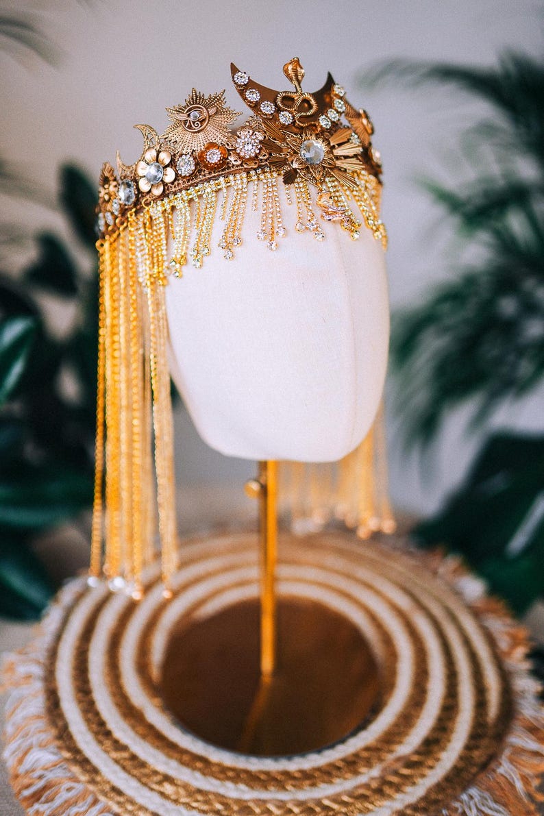 Accessoire de costume royal Cléopâtre couronne d'or de déesse égyptienne image 20