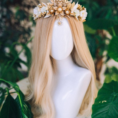 Golden Moon Bridal Crown Celestial Goddess Tiara White  display picture 3