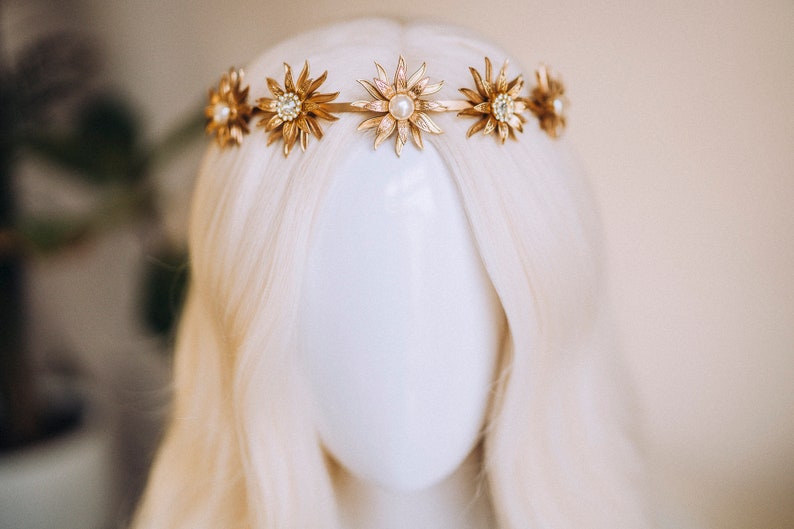 Couronne d'elfe, couronne de soleil, céleste, diadème en or, casque brillant solaire, couronne de fée, halo, diadème de festival, couronne de mariage, mariée bohème, mariée de festival image 6