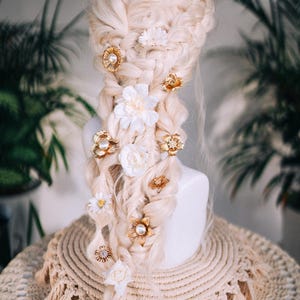 Goldene Göttin Feder Maskerade Maske Perle verschönert Luxus Karneval Accessoire Bild 8