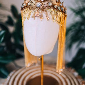 Accessoire de costume royal Cléopâtre couronne d'or de déesse égyptienne image 18