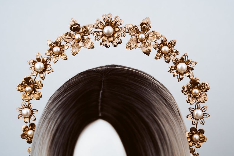 Wedding headpiece Boho Wedding Crown Butterflies Boho Wedding Tiara Flower Crown Butterfly Crown Boho Wedding Gold Halo Halo Crown