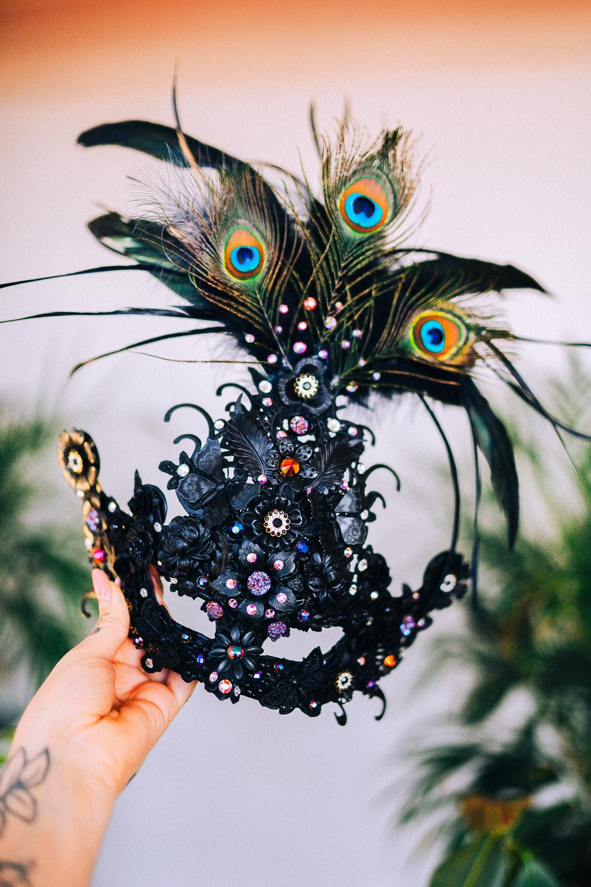 AotheFory Raben-Federmaske – Schwarz Mit Pailletten & Spitze Für Halloween & Karneval