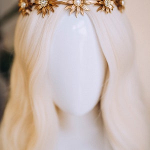 Couronne d'elfe, couronne de soleil, céleste, diadème en or, casque brillant solaire, couronne de fée, halo, diadème de festival, couronne de mariage, mariée bohème, mariée de festival image 2