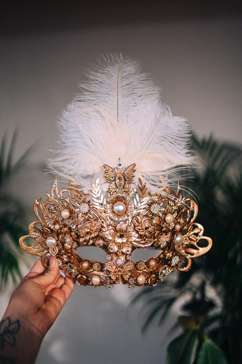 Goldene Göttin Feder Maskerade Maske Perle verschönert Luxus Karneval Accessoire Bild 9