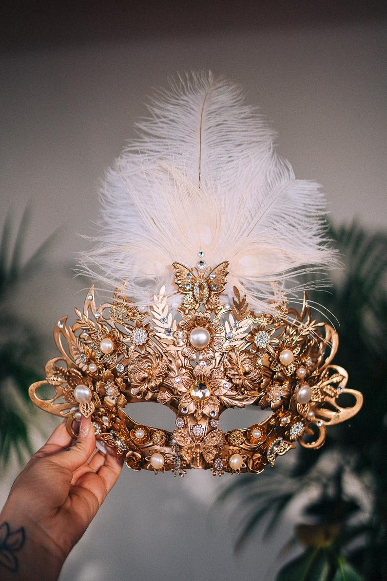 Goldene Göttin Feder Maskerade Maske Perle verschönert Luxus Karneval Accessoire Face mask